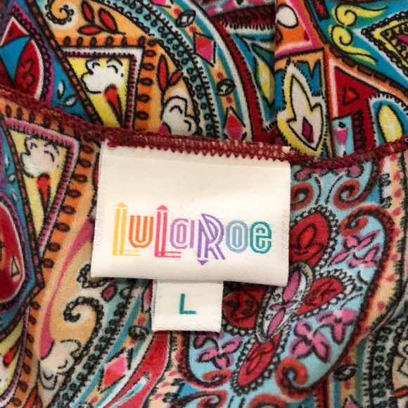 Lula Roe Top - Picture 7 of 8